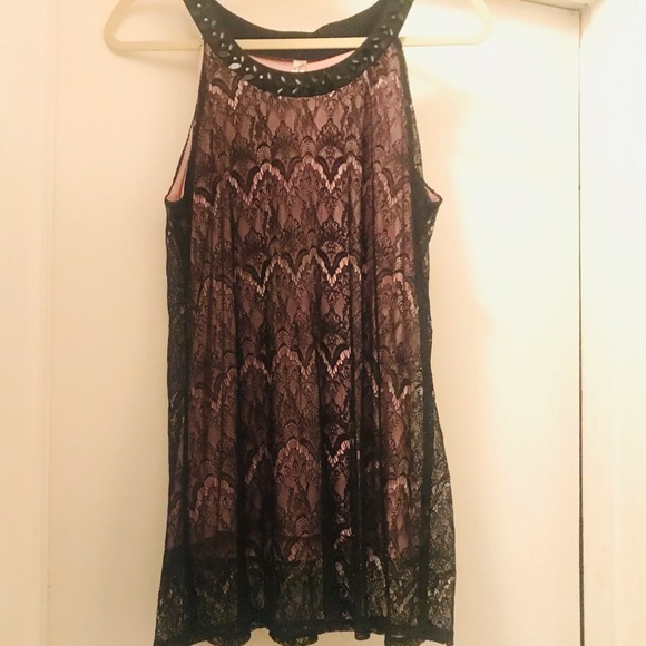 Gorgeous Tank - Picture 3 of 9